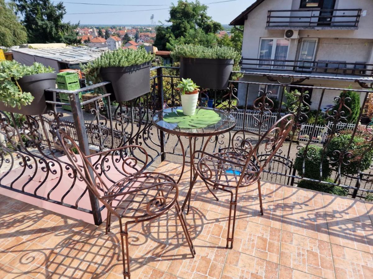Villa Jankovic Modrica Exteriör bild